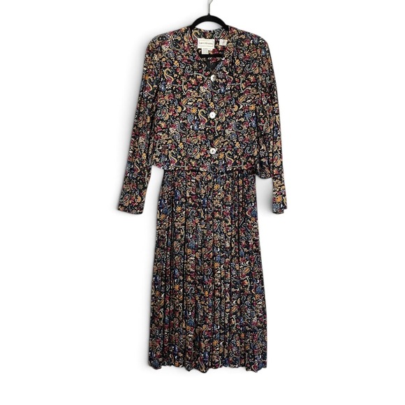 karin stevens Dresses & Skirts - Vintage Karin Stevens Paisley Floral Jacket Dress 2 Piece Size 12 Black Maxi